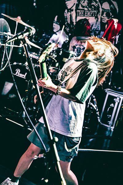 ジ・エンプティ『革命ツアー2024』サバシスターを迎えた初日・千葉LOOKは最高にフレンドリーな空間だった【オフィシャルレポート】