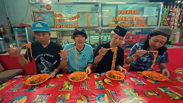 THE BAWDIES、5年ぶりに復活した『THE BAWDIES A GO-GO!! 』インドネシア編をBlu-ray化決定　数量限定販売の受付開始