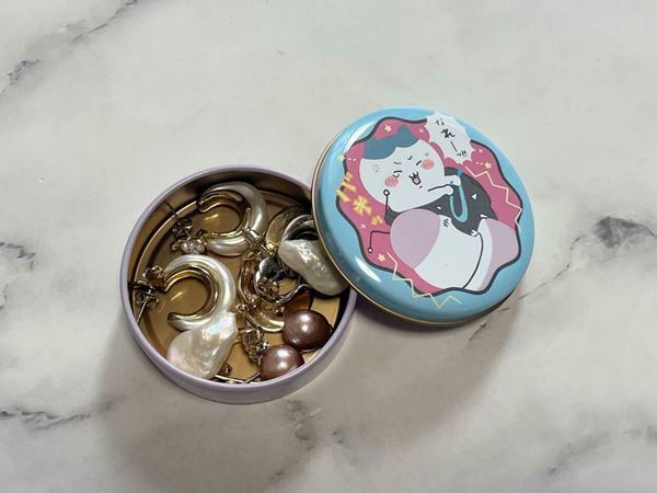 売り切れ必至！　かわいさと闇深さが共存する「ちいかわ プチキャン討伐編」発売