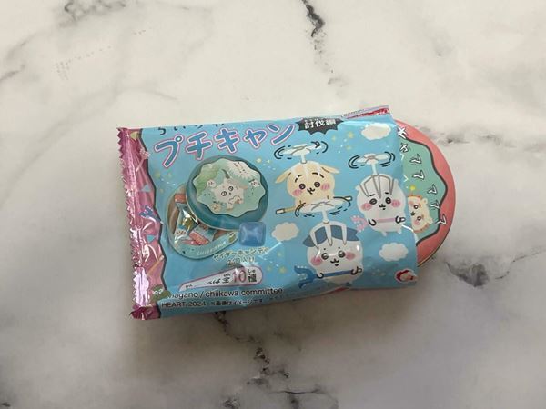 売り切れ必至！　かわいさと闇深さが共存する「ちいかわ プチキャン討伐編」発売