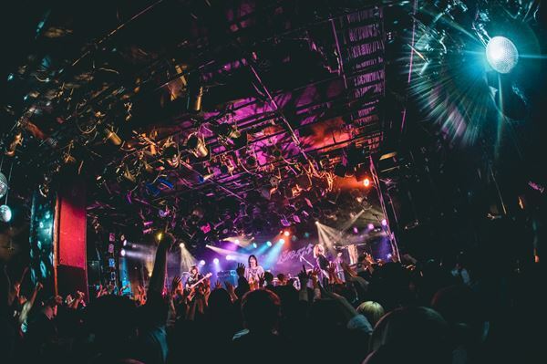 ザ・シスターズハイ、リリースツアー最終公演レポート「ここにいる全員とすげえバカみたいにロマンティックな世界をもっと観たい」