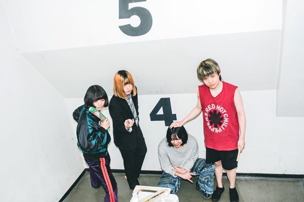 ザ・シスターズハイ、リリースツアー最終公演レポート「ここにいる全員とすげえバカみたいにロマンティックな世界をもっと観たい」