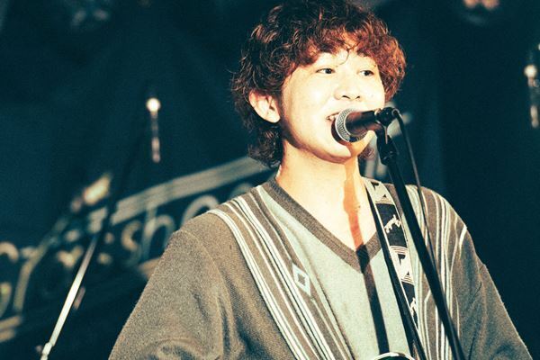 SAIHATE×プルスタンス×おもかげ『Grasshopper vol.31』まっすぐなロックサウンドが混ざり合った一夜をレポート