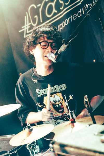 SAIHATE×プルスタンス×おもかげ『Grasshopper vol.31』まっすぐなロックサウンドが混ざり合った一夜をレポート