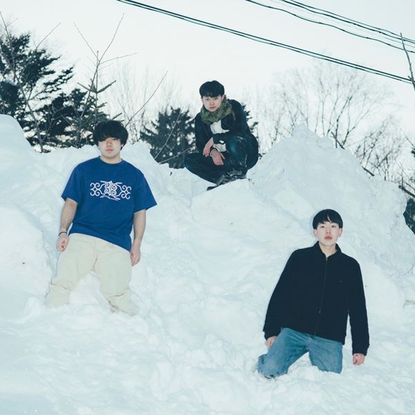 スリーピースバンド・タデクイ、初の音源「日常」「屁理屈」2週連続で配信リリース