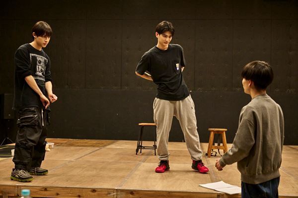 大歳倫弘×小沢道成がタッグを組んだ新作『しばしとてこそ』メイキング＆キャストコメント動画公開