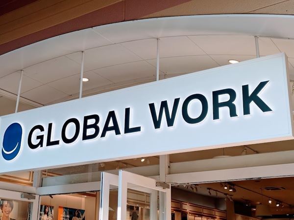 GLOBAL WORK、オフィスにも普段使いにも使える！「足が疲れない2WAYシューズ」をレビュー