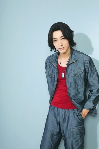 『ウルトラマンオメガ』主演・近藤頌利が表現する“違和感”「僕自身にも時間が必要でした」