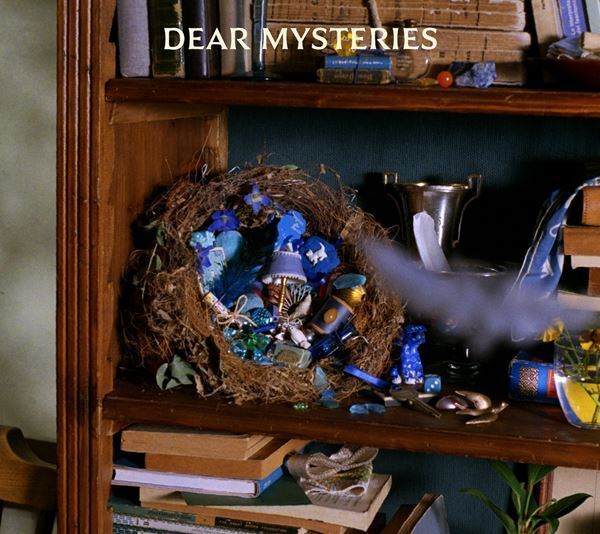 TOMOO、ニュー・アルバム『DEAR MYSTERIES』ジャケ写＆トラックリスト解禁　Blu-ray/DVD盤に収録のドキュメンタリーのティザー公開も