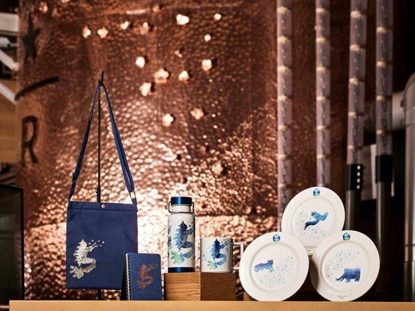 スターバックス・ロースタリー東京、開業5周年キャンペーン実施　マグやボトルなど記念グッズ発売