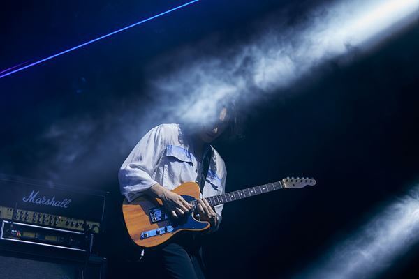 【生演奏映像＆写真55点】佐藤健、宮﨑優、町田啓太、志尊淳がサプライズ登場！ Netflix『グラスハート』TENBLANKによる生演奏に600人が熱狂