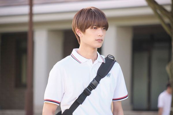 同じ生年月日、空中ウォーク門下生、差し入れドーナツ……上白石萌歌、高橋恭平、木村柾哉、中島颯太の“ロマンティック”が止まらない！『ロマンティック・キラー』撮影裏側トーク