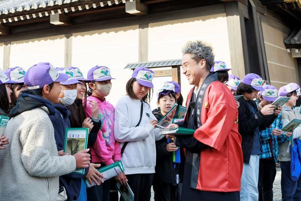 『新解釈・幕末伝』ムロツヨシが二条城の一日城主に！ 「坂本龍馬がこの景色を見たらどう思うんでしょう」