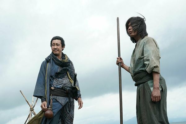 『室町無頼』大泉洋、堤真一、長尾謙杜の新たな魅力を引き出した入江悠監督によるアナーキーな時代劇！【おとなの映画ガイド】