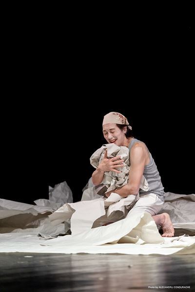 佐々木蔵之介の一人芝居『ヨナ』、ルーマニア・シビウで開幕！早くもスタンディングオベーションの嵐　日本公演は10月