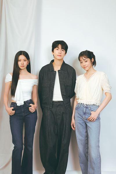 まぶしい初恋と家族の物語──ホン・ギョン、ノ・ユンソ、キム・ミンジュ来日インタビュー「3人でふざけあって気楽な関係になれた」