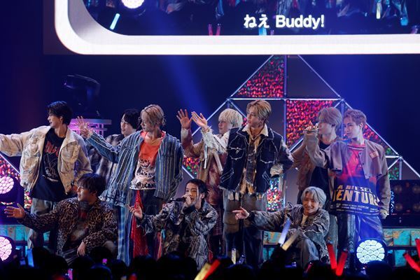 BUDDiiSとバディが再確認した“ライブをやる理由”「つらいこともある毎日の中で少しでも笑顔になってほしい」　『BUDDiiS Tour 2025-JORNiiY Ⅱ-』ライブレポート