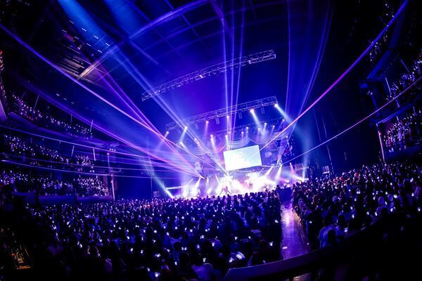 ONE N’ ONLYがSWAGと過ごした愛と笑顔の聖夜「来年もきっといい年になる」ONE N’ LIVE 2024 ハピホリ ～Merry XmaSWAG～ライブレポート