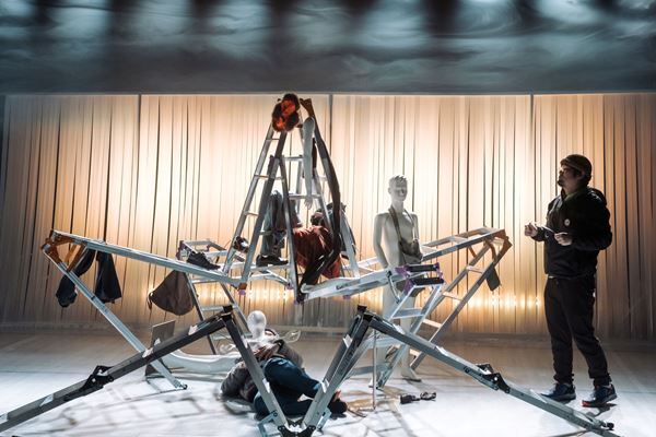 ショッピングモールの夜勤で見つめる“現実”―― 全国6箇所で10年の集大成を見せる、ゆうめい『養生』