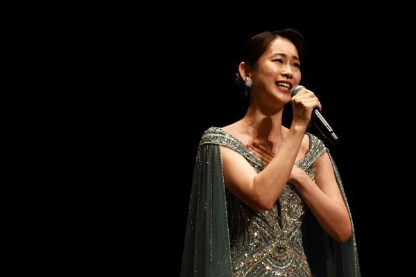 柚希礼音＆愛希れいか、“人生をかけて”挑む新生『マタ・ハリ』　演出家・石丸さち子が語る、新曲に込めた想い