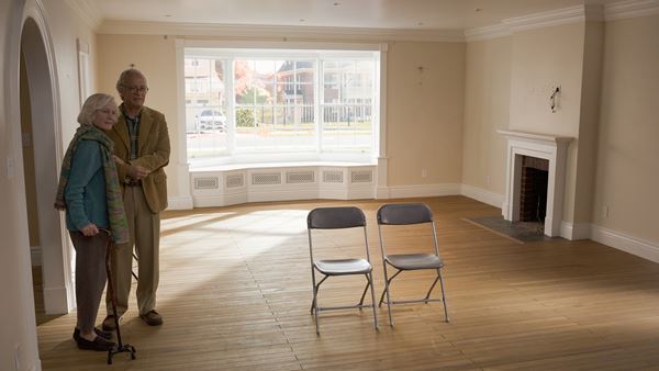 トム・ハンクス最新作『HERE 時を越えて』ロバート・ゼメキス監督ら製作陣のコメント＆特別映像公開