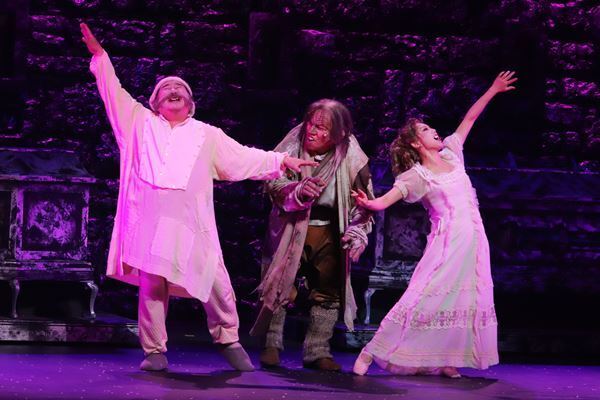 進化し続ける“納涼夏祭り”ミュージカル！ 山口祐一郎＆城田優が魅せる『ダンス オブ ヴァンパイア』新章開幕