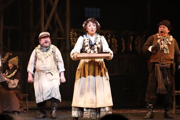 進化し続ける“納涼夏祭り”ミュージカル！ 山口祐一郎＆城田優が魅せる『ダンス オブ ヴァンパイア』新章開幕