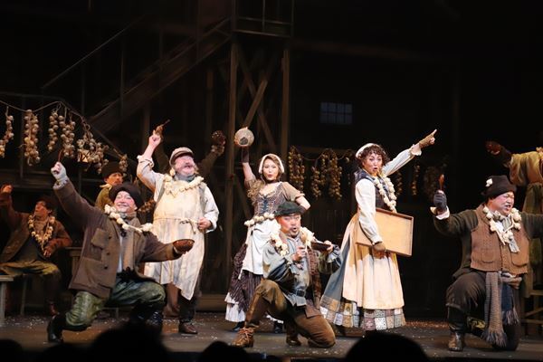 進化し続ける“納涼夏祭り”ミュージカル！ 山口祐一郎＆城田優が魅せる『ダンス オブ ヴァンパイア』新章開幕