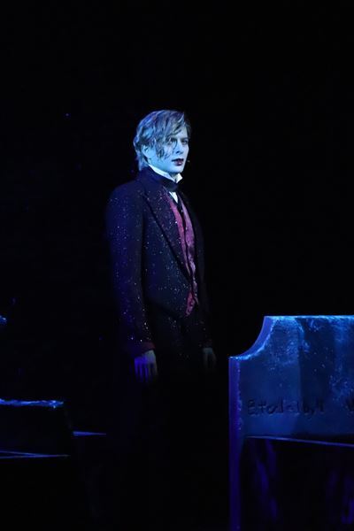 進化し続ける“納涼夏祭り”ミュージカル！ 山口祐一郎＆城田優が魅せる『ダンス オブ ヴァンパイア』新章開幕