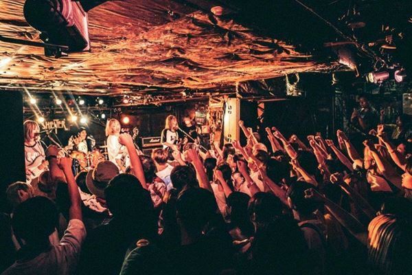 つきみ、ちゃくら、トンボコープの3バンドが登場 『FUTURE RESERVE vol.4』ライブレポート