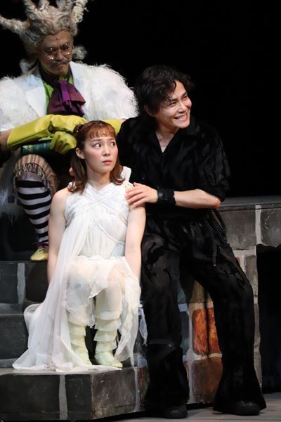 子どもにも大人にも！劇団四季が贈る、勇気と希望のファミリーミュージカル『カモメに飛ぶことを教えた猫』上演中