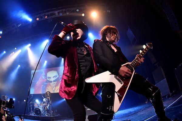 hideを愛する新旧のファンが集う恒例のイベント、今年は本人の誕生日に開催【オフィシャルレポート】