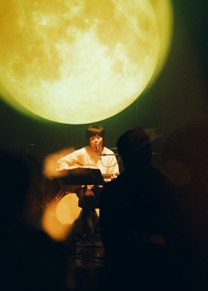 季節外れの雪が舞った、fumi×乙女絵画×成山剛出演『FUTURE RESERVE vol.7』ライブレポート