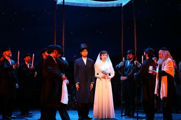 何度観ても発見がある　円熟を重ねた市村正親のテヴィエを目撃して『屋根の上のヴァイオリン弾き』観劇レポート