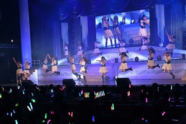 STU48、8周年記念コンサートでNMB48&HKT48と対バン「AKB48グループの底力みせたるけん！！」【オフィシャルレポート】