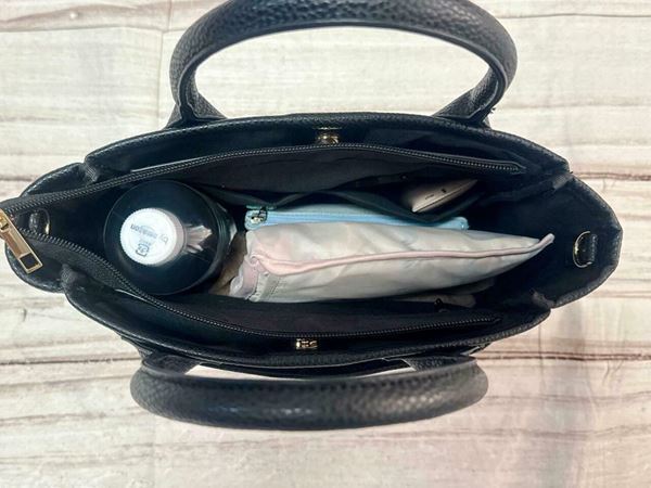 しまむら、まさかの3000円以下！「ミッフィーの2WAYバッグ」が高級感たっぷり＆めちゃくちゃ機能的だった