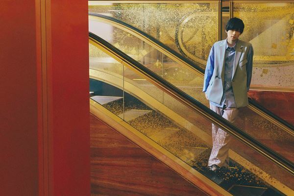 荒牧慶彦、再び“ゲゲゲの鬼太郎”へ──　妖怪と人間、その境界を五感で感じる新作に挑む