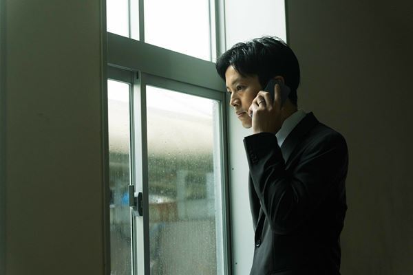 小栗旬、松坂桃李らが新型コロナに立ち向かう映画『フロントライン』場面写真9点が公開