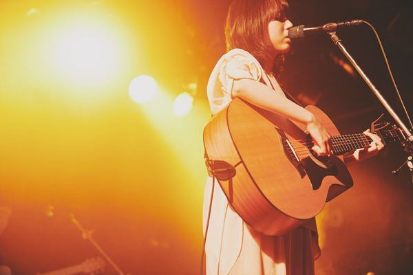魂を震わせた十明の歌声に鳴り止まぬ拍手　渋谷クアトロで魅せた圧倒的な存在感と純粋無垢な素顔をレポート！