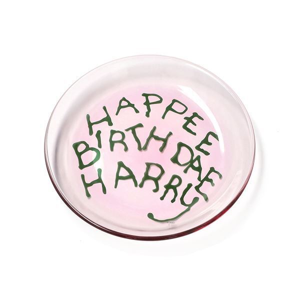 NiziUのNINAが「ハリー・ポッターの誕生日」イベントに登場　幼少期から続く魔法の世界への愛を語る