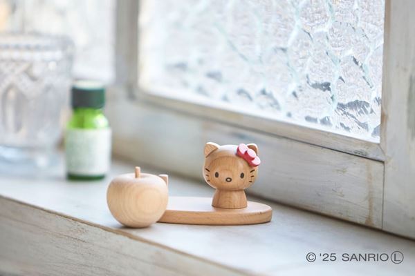 ハローキティの木製雑貨がかわいすぎる！　大人も使いやすいこだわりのアイテム4種が出たよ♪