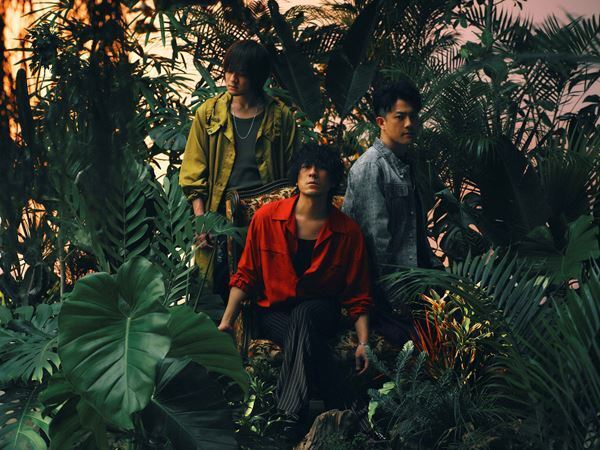 back number、ドラマ主題歌の新曲「ブルーアンバー」配信リリース決定　ジャケット写真も公開