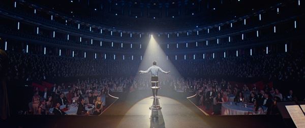 ロビー・ウィリアムスがサルに!?　映画『BETTER MAN／ベター・マン』斬新な表現の特報公開