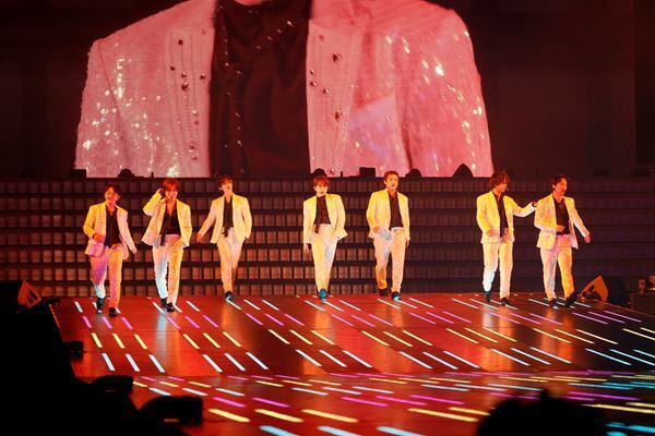 Travis Japanが7人揃って伝えた思い『Travis Japan Concert Tour 2025 Ⅶlsual』ライブレポート