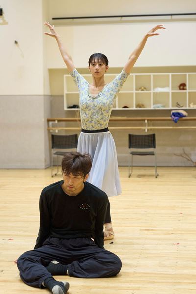 麿赤兒、尾上眞秀ら出演のK-BALLET Opto『踊る。遠野物語』リハーサルを公開　演出・振付・構成の森山開次「向こう側の世界と、どう接していくか」