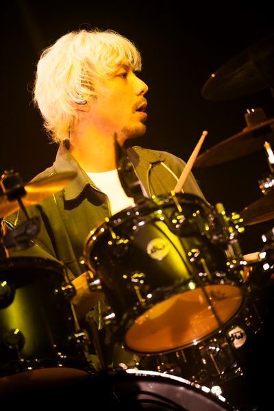 Lucky Kilimanjaro、結成10周年を締めくくるツアーファイナルで満員の幕張メッセが爆踊り！　「まだまだ10年先もみなさんと一緒に踊っていきます」【オフィシャルレポート】