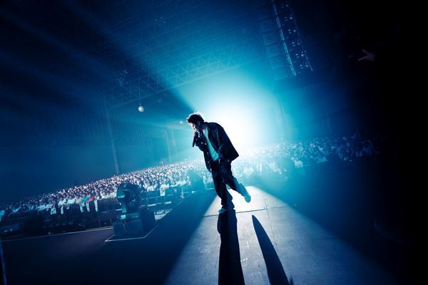 Lucky Kilimanjaro、結成10周年を締めくくるツアーファイナルで満員の幕張メッセが爆踊り！　「まだまだ10年先もみなさんと一緒に踊っていきます」【オフィシャルレポート】