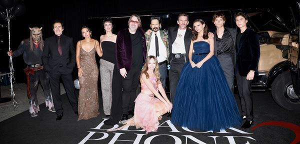 映画『ブラックフォン ２』特別映像公開　イーサン・ホークの怪演にキャスト陣「トラウマになるかも」