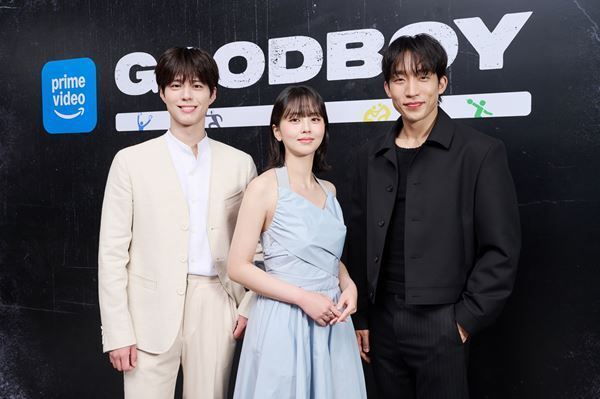 パク・ボゴム、キム・ソヒョン、イ・サンイが挑んだアクションと愛の三角関係―韓国ドラマ『グッドボーイ』インタビュー