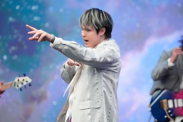 Like-an-Angel 2ndシングル「Crash to Rise」MV撮影密着レポート「今、世界で一番カッコいいバンドじゃないかな」